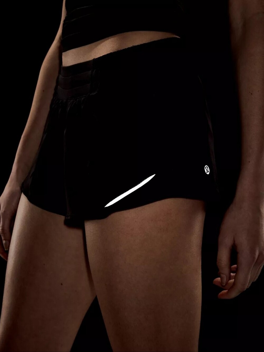 lululemon athletica Hotty Hot Low Rise 2,5 Inseam Shorts Size 4